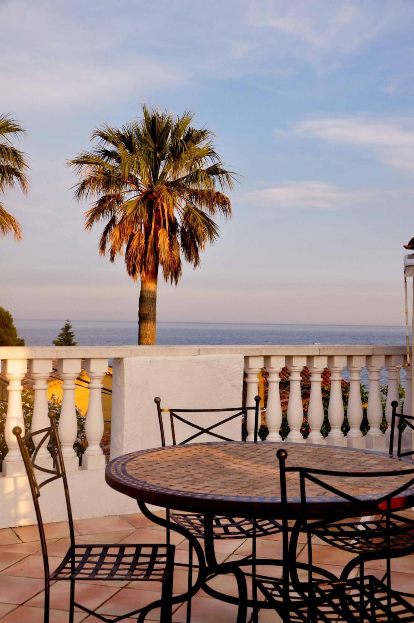 Hotel L'Escale Au Soleil Сен-Агулф Екстериор снимка