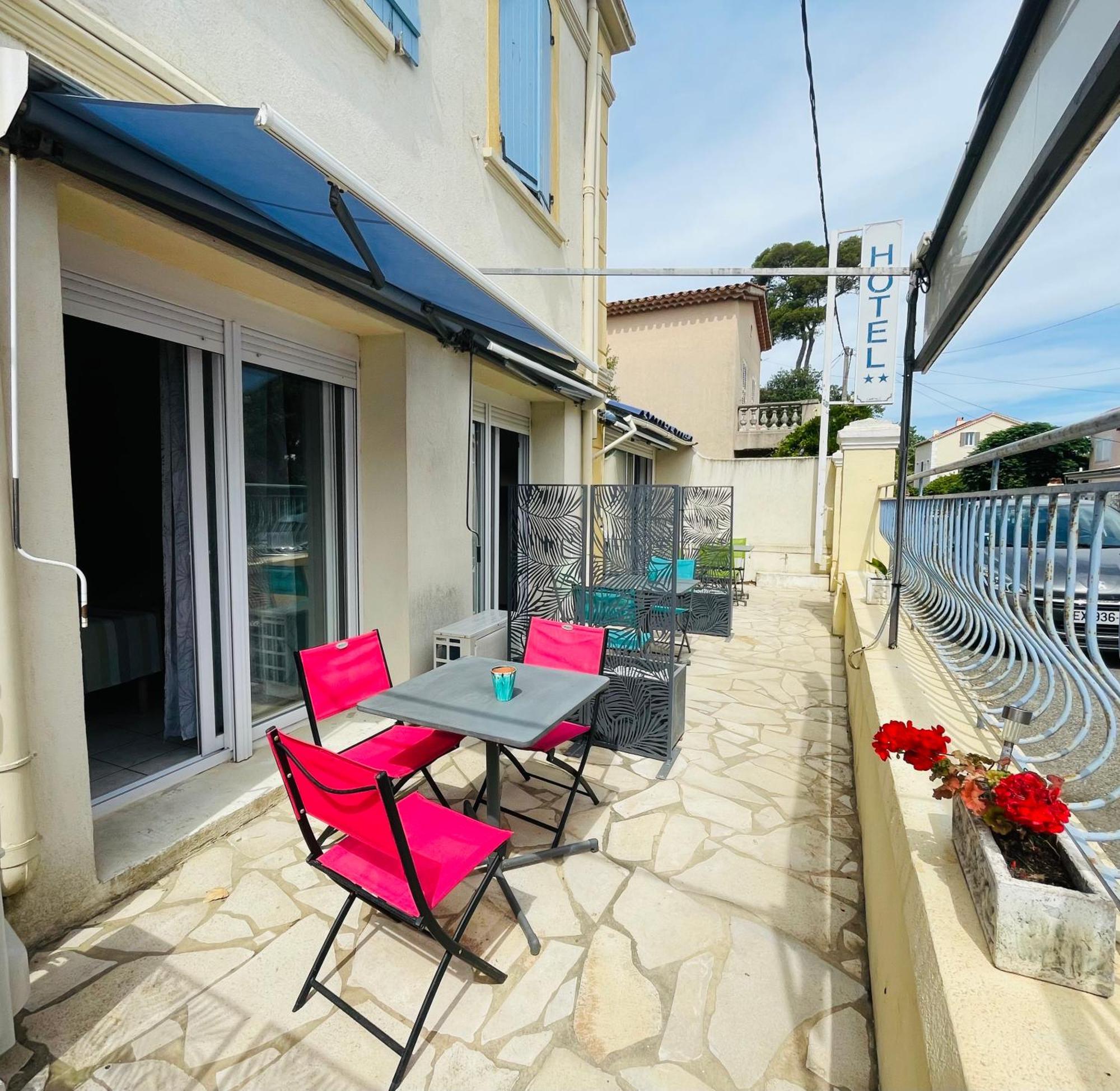 Hotel L'Escale Au Soleil Сен-Агулф Екстериор снимка