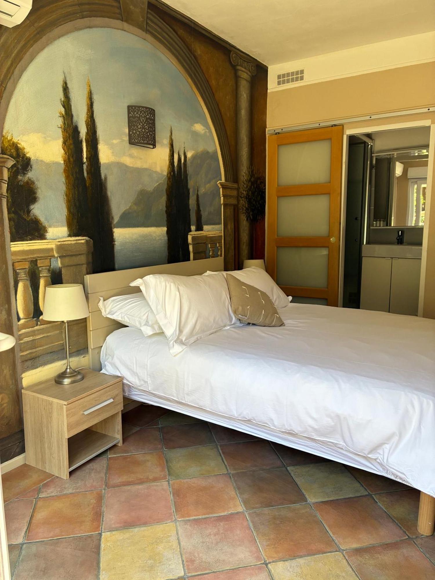 Hotel L'Escale Au Soleil Сен-Агулф Екстериор снимка