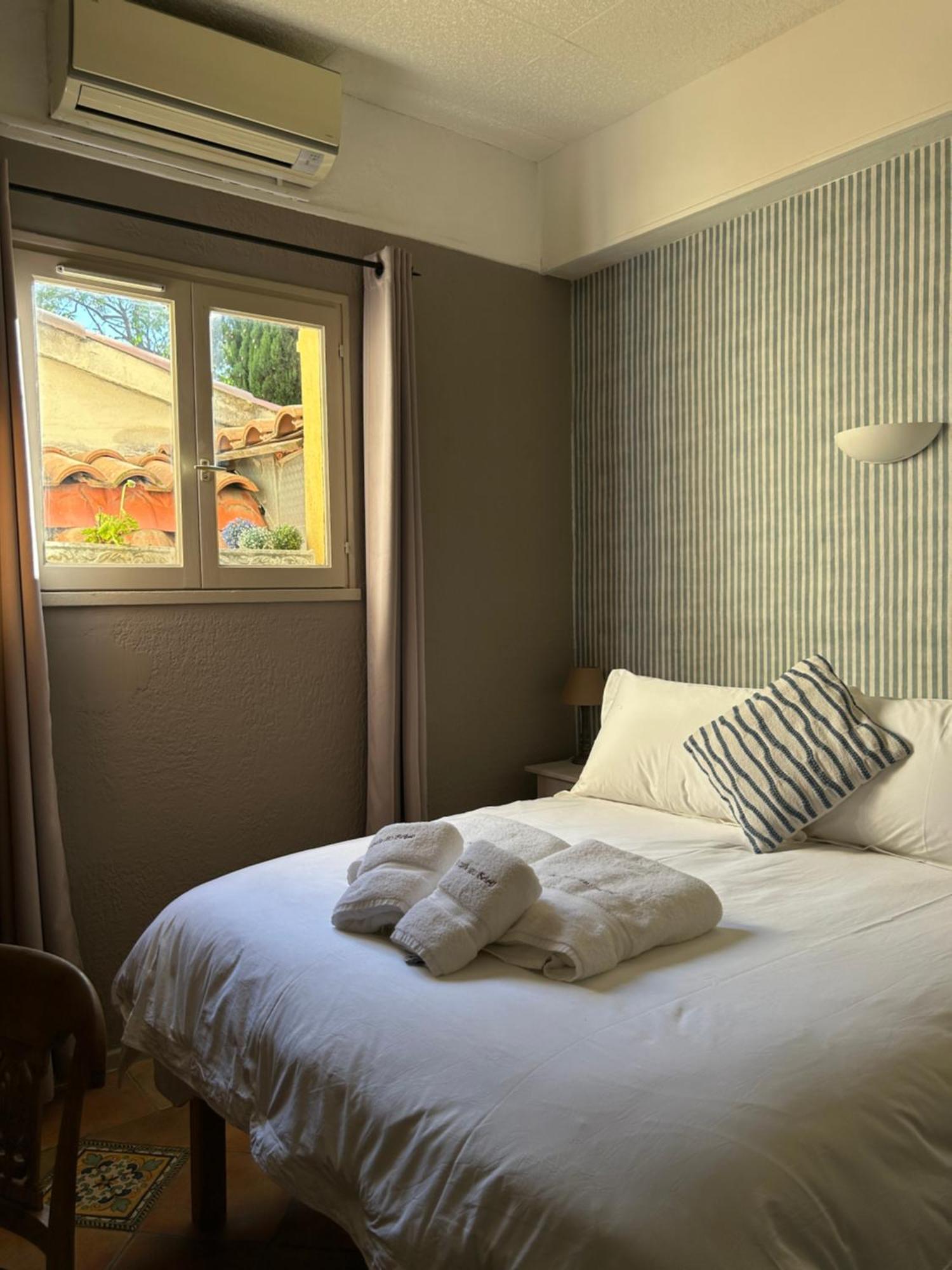 Hotel L'Escale Au Soleil Сен-Агулф Екстериор снимка